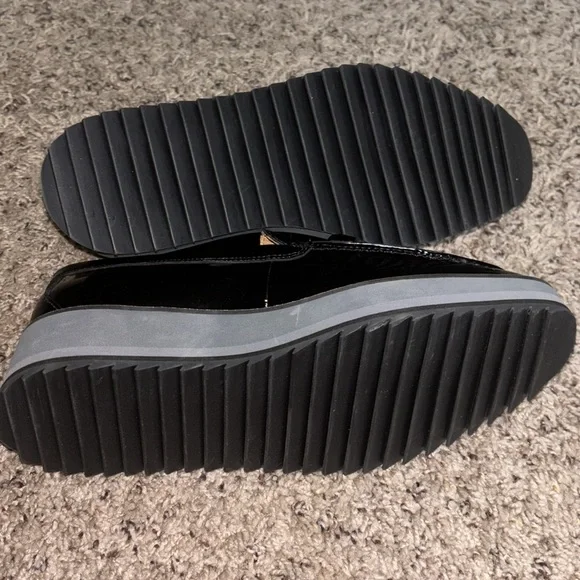 Johnston & Murphy -Gracelyn Chain Wedge Loafer size 6.5 - Picture 7 of 8